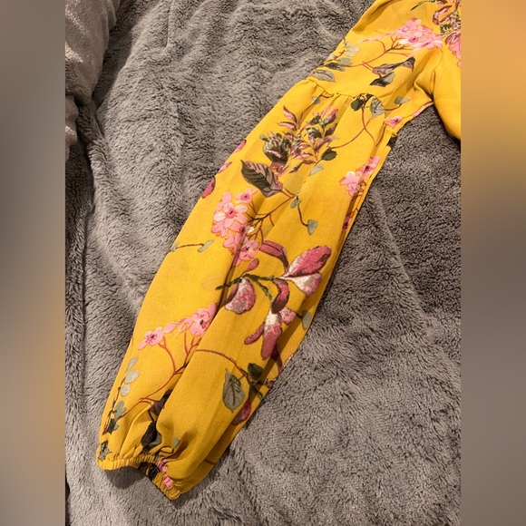 Dress - Picture 3 of 4